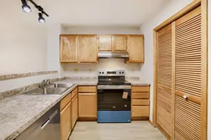 2225 Ranchview Ln N, Plymouth, MN 55447 - Photo 13