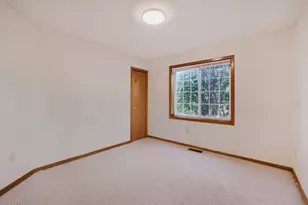 2225 Ranchview Ln N, Plymouth, MN 55447 - Photo 15