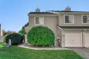 2225 Ranchview Ln N, Plymouth, MN 55447 - Photo 29