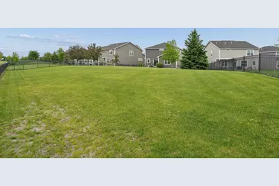 15643 Eddy Creek Way, Apple Valley, MN 55124 - Photo 31