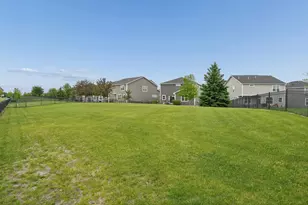 15643 Eddy Crk Wy, Apple Valley, MN 55124 - Photo 31