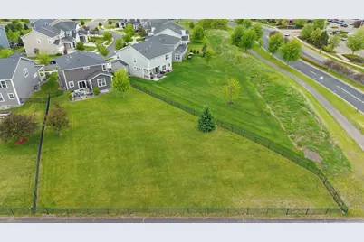 15643 Eddy Creek Way, Apple Valley, MN 55124 - Photo 33
