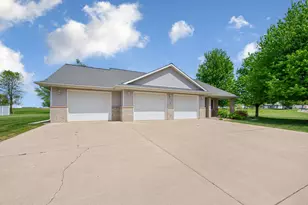 1203 Northridge Dr, Lakefield, MN 56150 - Photo 45