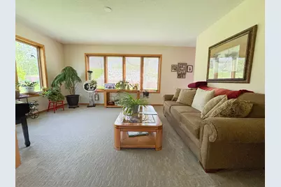 317 Union Avenue N, Fergus Falls, MN 56537 - Photo 5