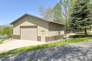 317 Union Ave N, Fergus Falls, MN 56537 - Photo 3