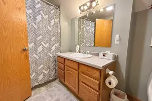 317 Union Ave N, Fergus Falls, MN 56537 - Photo 23