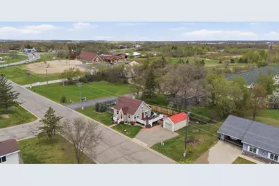 224 Elm Street W, Detroit Lakes, MN 56501 - Photo 31