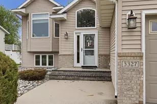 3327 46th Ave S, Fargo, ND 58104 - Photo 7