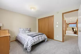 3327 46th Ave S, Fargo, ND 58104 - Photo 47