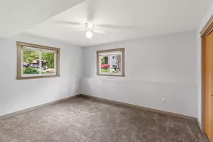 1000 Summerfield Dr, Northfield, MN 55057 - Photo 9