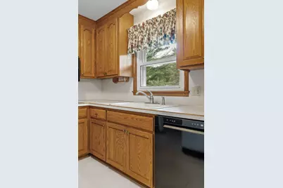 310 Lanewood Lane N, Plymouth, MN 55447 - Photo 15