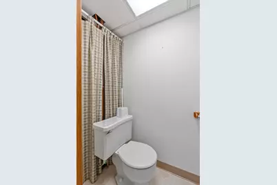 310 Lanewood Lane N, Plymouth, MN 55447 - Photo 33