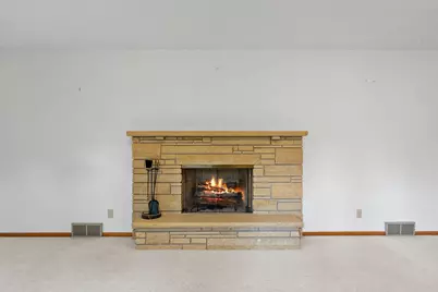 310 Lanewood Lane N, Plymouth, MN 55447 - Photo 9