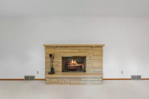 310 Lanewood Ln N, Plymouth, MN 55447 - Photo 9