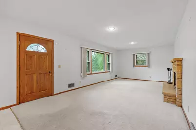 310 Lanewood Lane N, Plymouth, MN 55447 - Photo 7