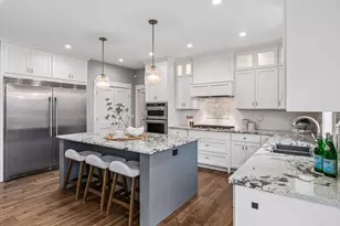 13222 Dahlgren Rd, Minnetonka, MN 55305 - Photo 5