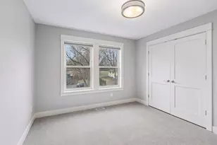 13222 Dahlgren Rd, Minnetonka, MN 55305 - Photo 33