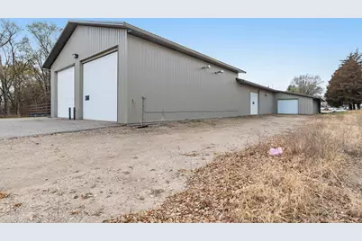 1301 N Nokomis NE, Alexandria, MN 56308 - Photo 5