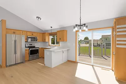 936 S Cedar Street, Belle Plaine, MN 56011 - Photo 5