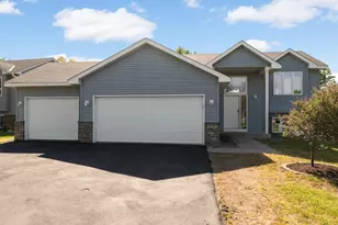 936 S Cedar St, Belle Plaine, MN 56011 - Photo 1