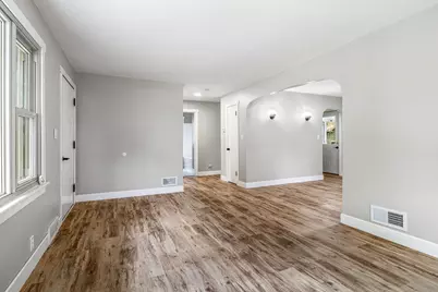 3161 Venus Avenue, Eau Claire, WI 54703 - Photo 9