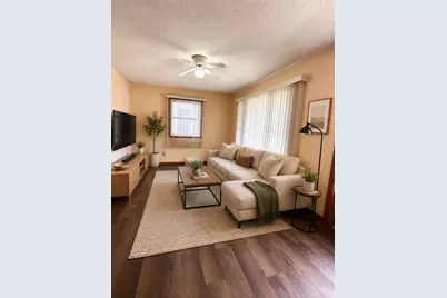 206 Elm Avenue SE, Montgomery, MN 56069 - Photo 5