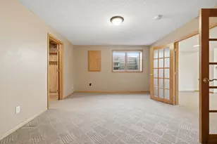 1668 Mackubin St, Saint Paul, MN 55117 - Photo 33