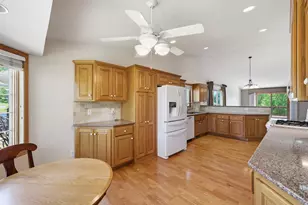 1668 Mackubin St, Saint Paul, MN 55117 - Photo 7