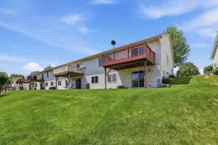 1668 Mackubin St, Saint Paul, MN 55117 - Photo 3