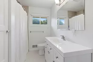 12 W 104th St, Bloomington, MN 55420 - Photo 23