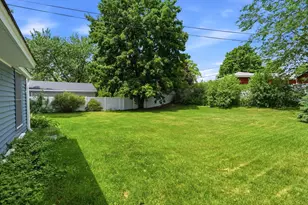 12 W 104th St, Bloomington, MN 55420 - Photo 47
