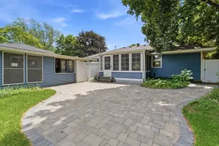 12 W 104th St, Bloomington, MN 55420 - Photo 45