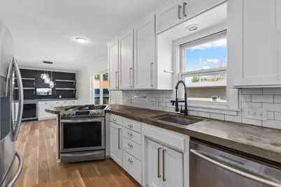 6245 Irving Avenue S, Richfield, MN 55423 - Photo 9