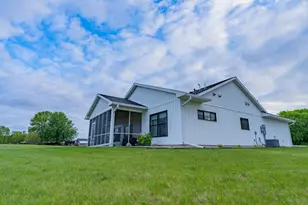 18142 705th Ave, Dassel, MN 55325 - Photo 7