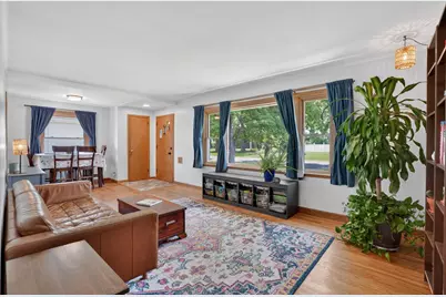 5252 Xerxes Avenue N, Minneapolis, MN 55430 - Photo 5