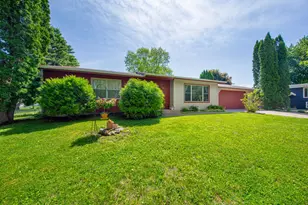 746 Caleta Pl, Owatonna, MN 55060 - Photo 1