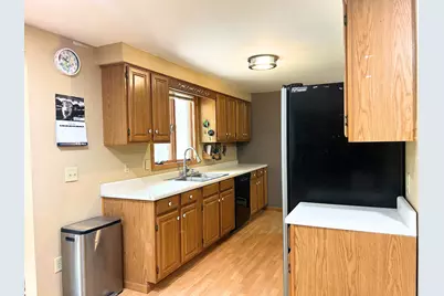 451 2nd Street N, Wood Lake, MN 56297 - Photo 17