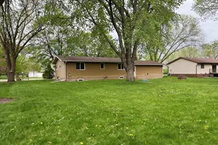 451 2nd Street N, Wood Lake, MN 56297 - Photo 37