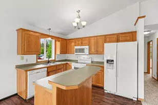 7385 385th St, North Branch, MN 55056 - Photo 7