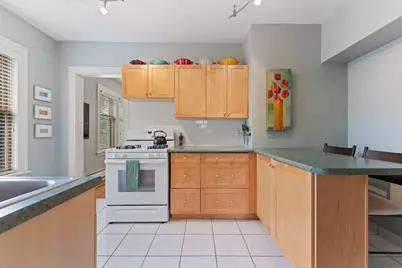 586 Ashland Avenue #2, Saint Paul, MN 55102 - Photo 5