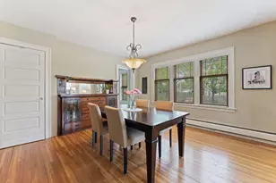 586 Ashland Ave, Saint Paul, MN 55102 - Photo 3
