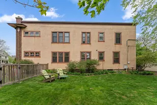 586 Ashland Ave, Saint Paul, MN 55102 - Photo 31