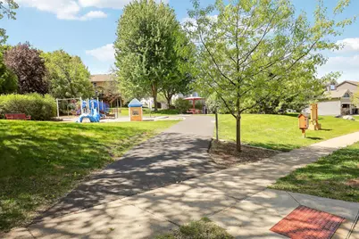 8619 Portage Lane E, Shakopee, MN 55379 - Photo 103