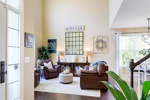 8619 Portage Ln E, Shakopee, MN 55379 - Photo 7