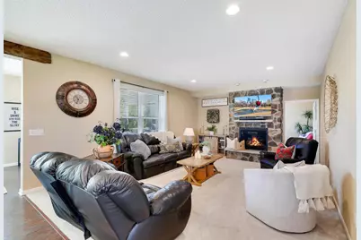 8619 Portage Lane E, Shakopee, MN 55379 - Photo 25
