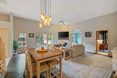 12572 Parkwood Drive, Burnsville, MN 55337 - Photo 5