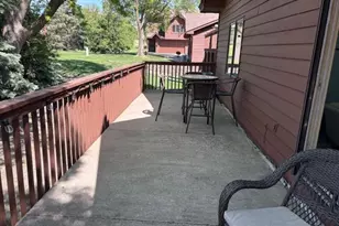 12572 Parkwood Dr, Burnsville, MN 55337 - Photo 11