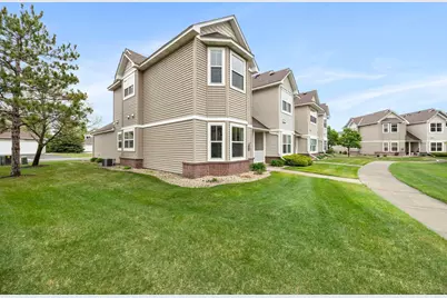 12122 Yancy Street NE #D, Blaine, MN 55449 - Photo 7