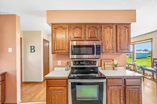 13165 295th St, Lindstrom, MN 55045 - Photo 9
