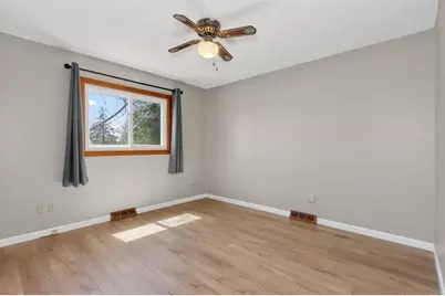 515 Columbus Avenue, Cohasset, MN 55721 - Photo 17